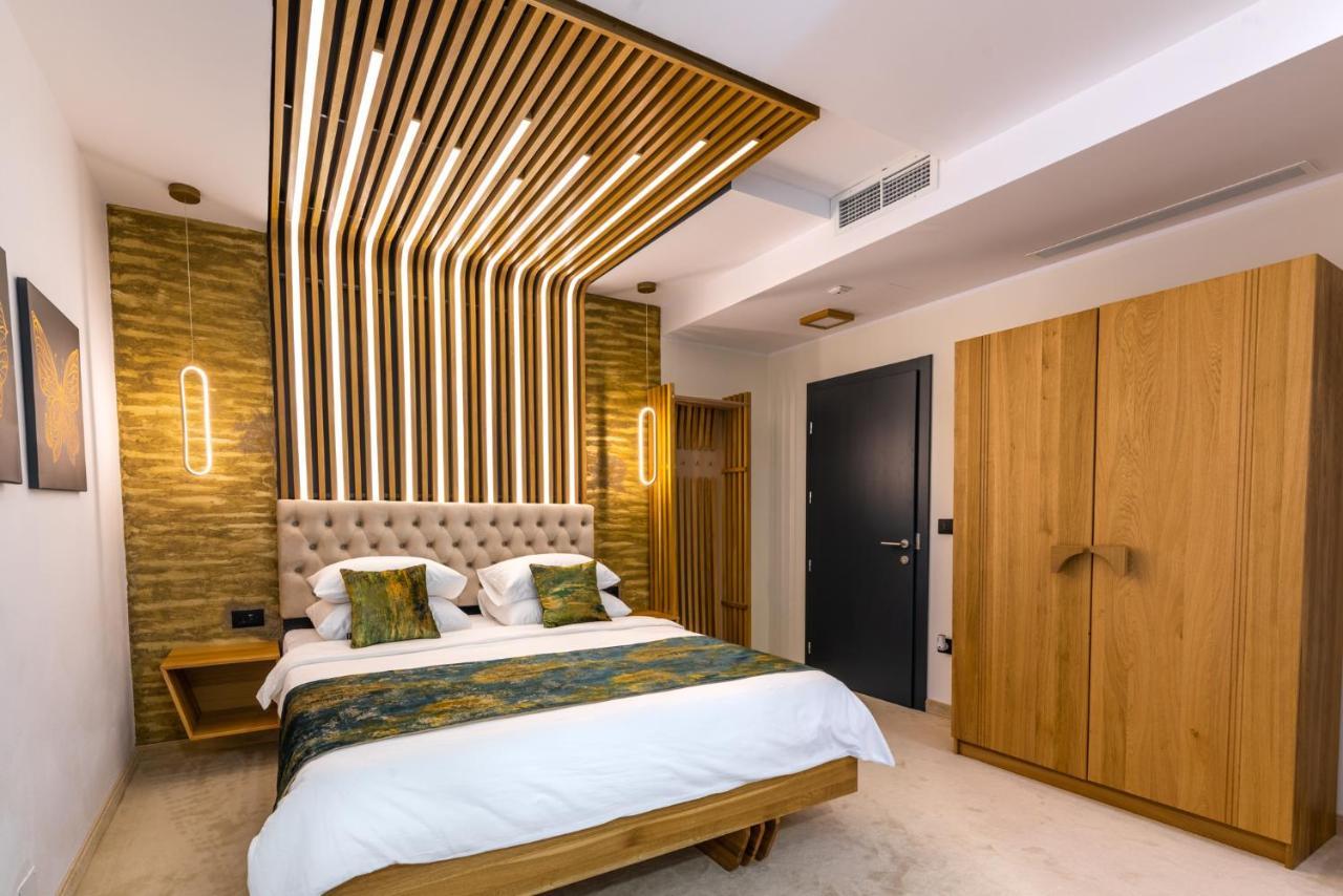 Hotel Ivascu モイセイ エクステリア 写真
