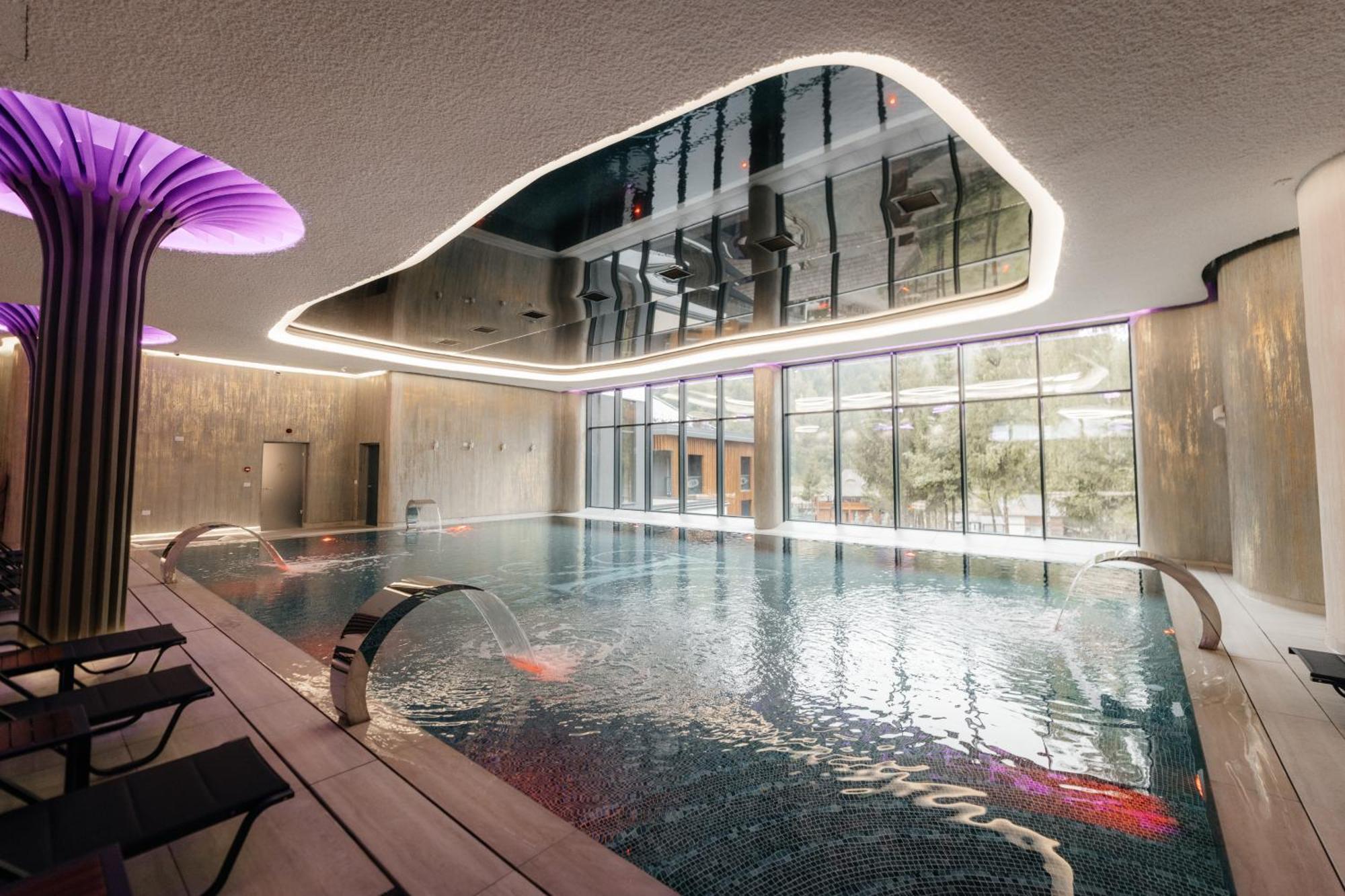 Hotel Ivascu モイセイ エクステリア 写真